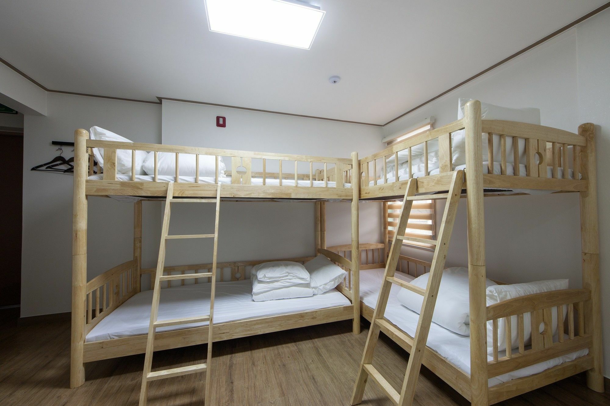 Charim Guesthouse Сеул Екстер'єр фото